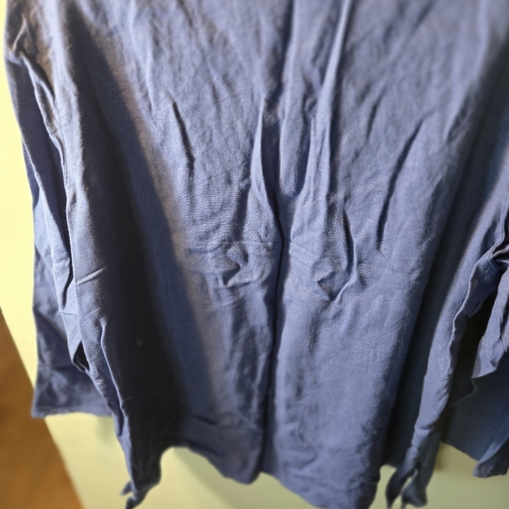 Susan Graver Oversized Plus   linen  sapphire blue  Blouse 1XL - Picture 4 of 5